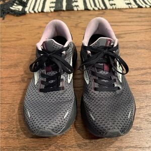 Brooks Adrenaline GTS Women's Athletic Shoes